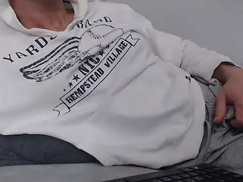 MikeyMaXXX online show from March 1, 2026, 12:34 am