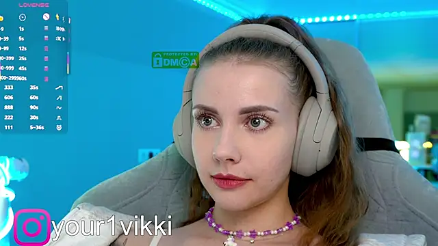 Snapshot of Vikki_Cheese chatting on February 8, 2025, 11:34 pm Vikki Cheese online show from February 8, 2025, 11:34 pm