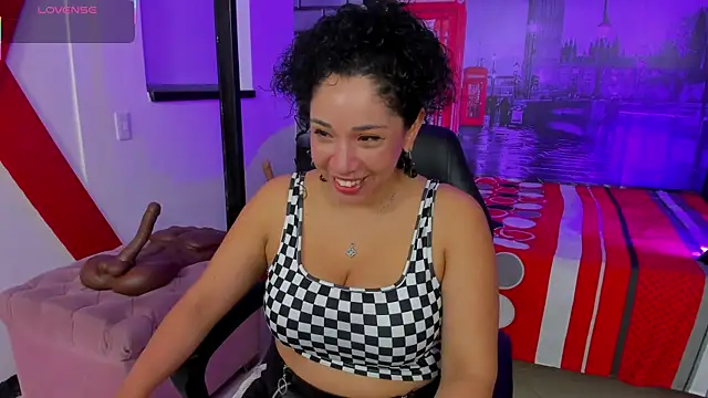 Snapshot of ana_sweet2 chatting on March 18, 2025, 8:47 am ana sweet2 online show from March 18, 2025, 8:47 am