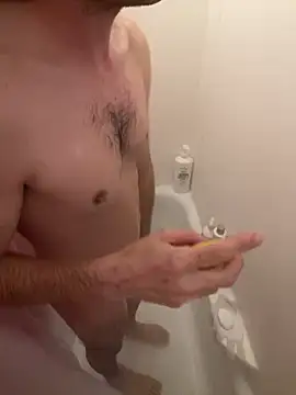 demonslayerr999 online show from December 3, 2025, 7:27 am