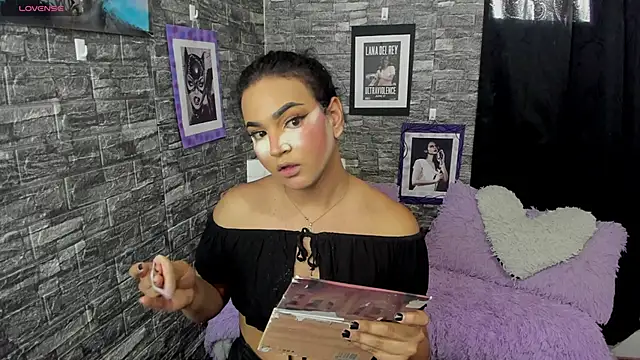 Andrys  online show from November 11, 2025, 8:42 pm