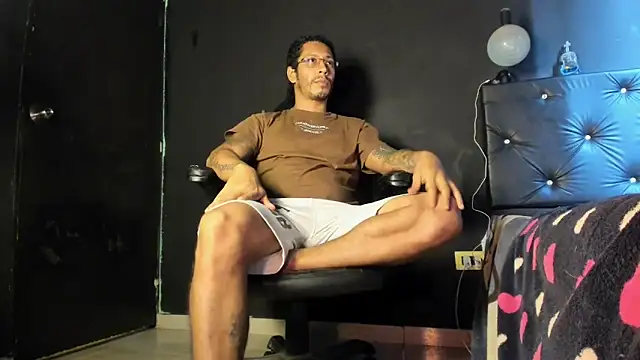 Snapshot of FuckHardlove chatting on June 9, 2026, 3:56 pm FuckHardlove online show from June 9, 2026, 3:56 pm