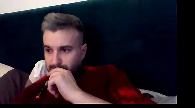 Snapshot of erotico69xxx chatting on February 18, 2025, 4:37 am erotico69xxx online show from February 18, 2025, 4:37 am