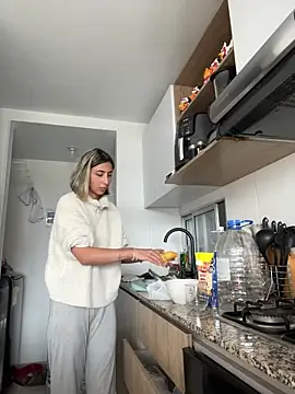 Ameellie online show from November 21, 2025, 3:00 pm