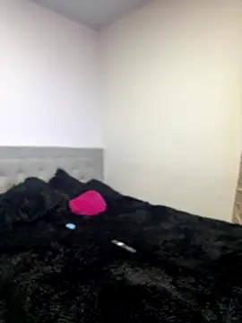 Snapshot of amelye_saens chatting on October 27, 2025, 3:21 am amelye saens online show from October 27, 2025, 3:21 am