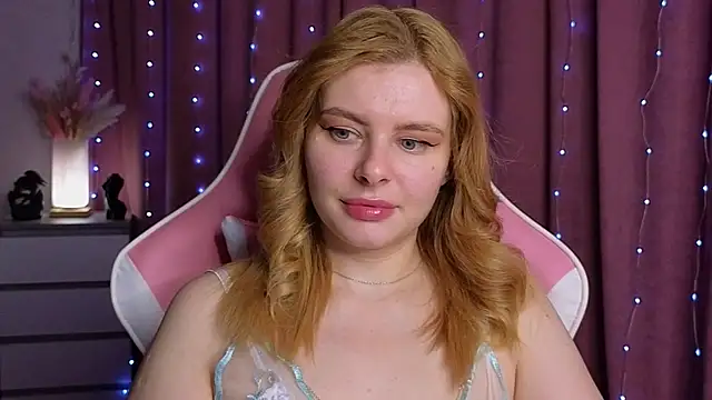 Snapshot of Day-off chatting on November 9, 2025, 3:05 am Day-off online show from November 9, 2025, 3:05 am