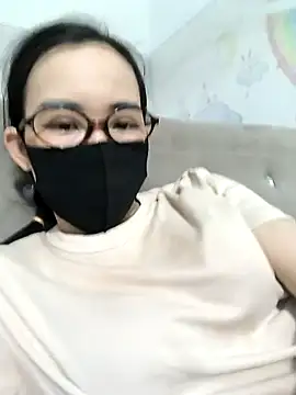 I AM NOT A SLUT online show from April 10, 2026, 8:52 am