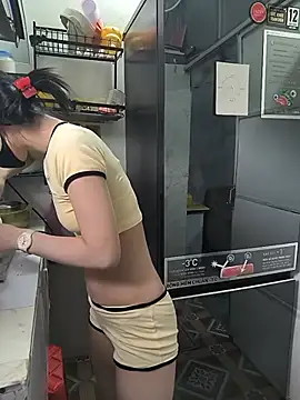 I AM NOT A SLUT online show from July 24, 2026, 1:03 am