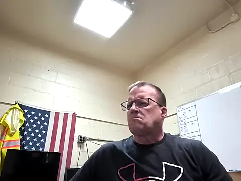 Cockrub1 online show from February 18, 2026, 12:23 pm