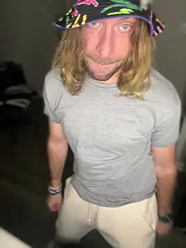 Snapshot of 4kUsh2Fashion0 chatting on January 20, 2025, 1:18 am 4kUsh2Fashion0 online show from January 20, 2025, 1:18 am