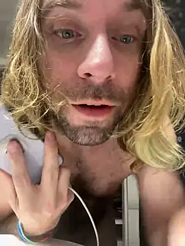 Snapshot of 4kUsh2Fashion0 chatting on January 20, 2025, 11:56 am 4kUsh2Fashion0 online show from January 20, 2025, 11:56 am