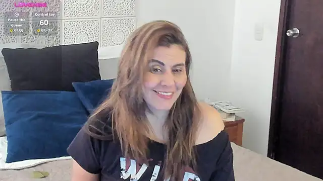 V monse online show from December 17, 2025, 9:21 pm