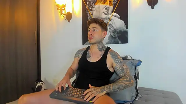 ChrisMiller69 online show from December 19, 2024, 12:13 am