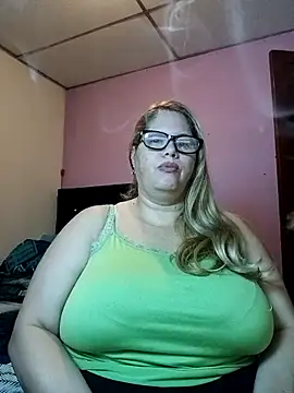 EllisW8 online show from April 14, 2026, 11:27 am