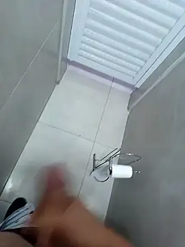 Snapshot of Brutao_ chatting on September 30, 2025, 7:52 pm Brutao  online show from September 30, 2025, 7:52 pm