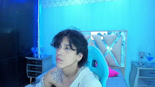 alex 477 online show from February 9, 2026, 11:36 am