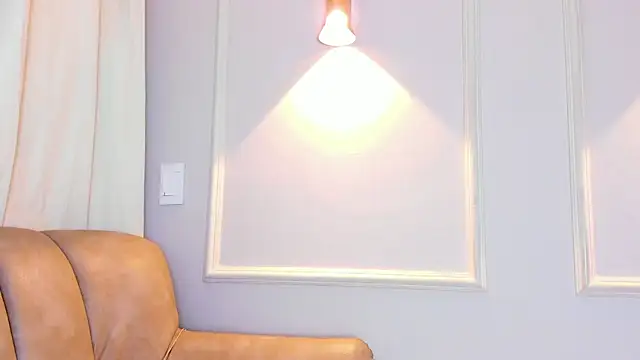 Snapshot of Lia_walton chatting on December 16, 2025, 12:21 pm Lia walton online show from December 16, 2025, 12:21 pm