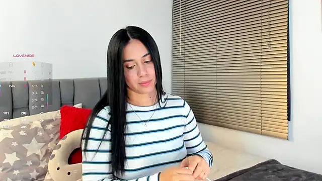 Gigi-bom online show from April 2, 2026, 11:57 pm