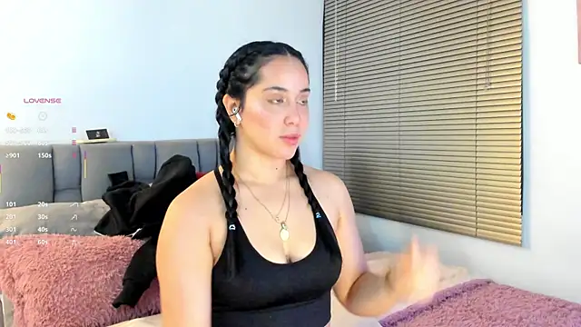 Gigi-bom online show from May 22, 2026, 12:29 am