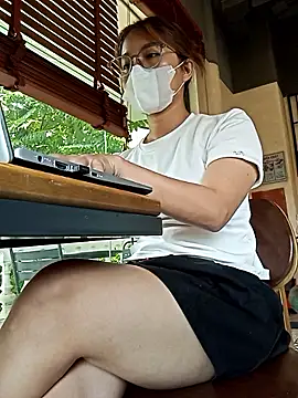 Snapshot of Michiko1 chatting on June 1, 2026, 5:31 am Michiko1 online show from June 1, 2026, 5:31 am