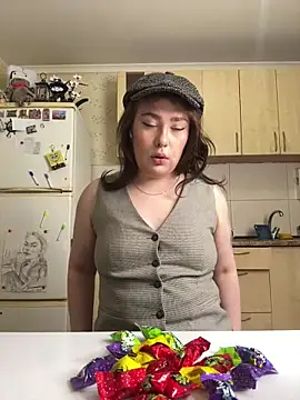 Golumm online show from September 10, 2025, 9:04 pm