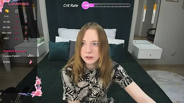 Snapshot of Cowell_Adelina chatting on February 7, 2025, 2:37 pm Cowell Adelina online show from February 7, 2025, 2:37 pm