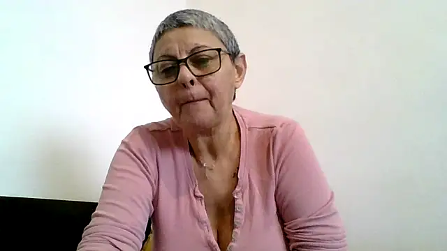 roseblak42 online show from December 21, 2025, 12:12 pm