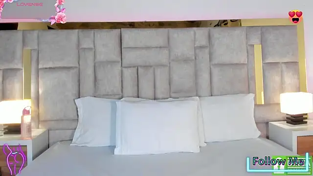 Miss Abigail  online show from March 6, 2025, 12:52 pm