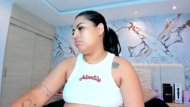 kiana cream online show from February 12, 2026, 11:27 am