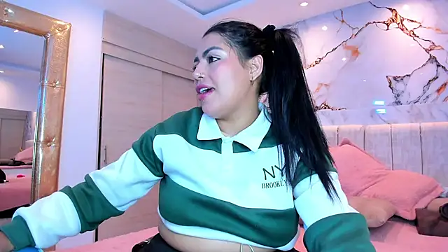 kiana cream online show from March 20, 2026, 2:38 am