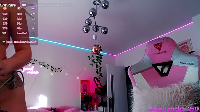 MollyPercocet-13 online show from February 18, 2025, 6:26 am