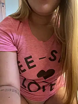 Snapshot of natashasweet chatting on December 8, 2024, 3:45 pm natashasweet online show from December 8, 2024, 3:45 pm