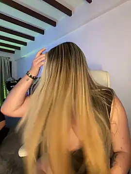 Snapshot of natashasweet chatting on January 16, 2025, 3:56 am natashasweet online show from January 16, 2025, 3:56 am