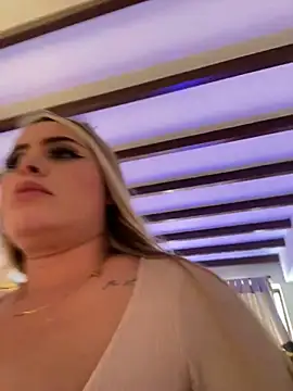 Snapshot of natashasweet chatting on January 20, 2025, 7:25 pm natashasweet online show from January 20, 2025, 7:25 pm