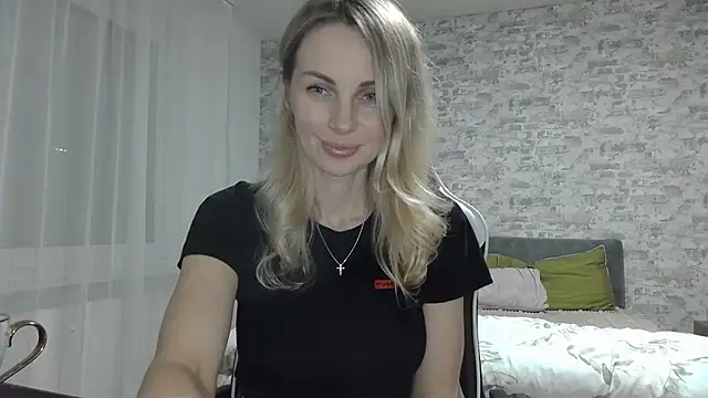 Snapshot of AlissonBia chatting on April 3, 2026, 9:24 pm AlissonBia online show from April 3, 2026, 9:24 pm