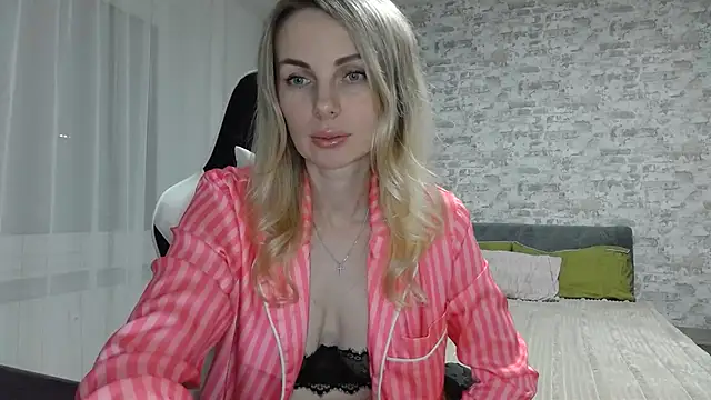 Snapshot of AlissonBia chatting on May 6, 2026, 8:58 pm AlissonBia online show from May 6, 2026, 8:58 pm