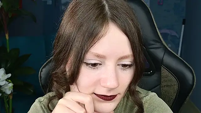 VeliraBraitberg online show from February 28, 2025, 8:09 am