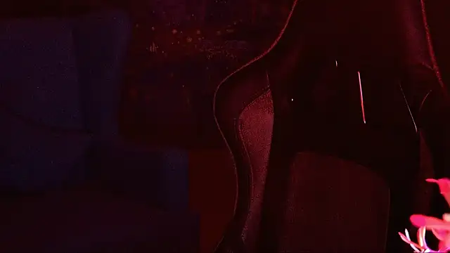 VeliraBraitberg online show from March 14, 2025, 11:12 am