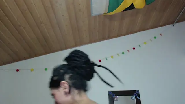 Gaby cute 16 online show from December 3, 2025, 9:13 pm