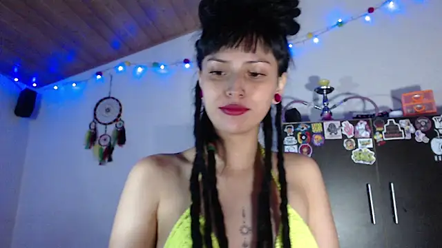 Gaby cute 16 online show from May 30, 2026, 3:36 am