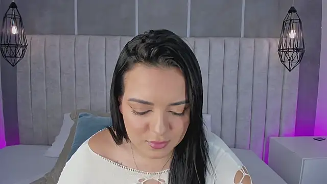 lea gray online show from February 19, 2026, 6:48 pm