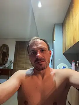Snapshot of Adventurehotman chatting on April 25, 2026, 10:18 pm Adventurehotman online show from April 25, 2026, 10:18 pm