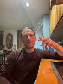 Snapshot of Adventurehotman chatting on May 1, 2026, 6:34 pm Adventurehotman online show from May 1, 2026, 6:34 pm