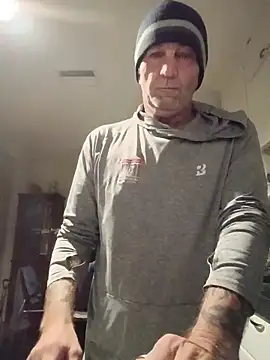 Hotbodyscottie online show from January 7, 2026, 10:29 am