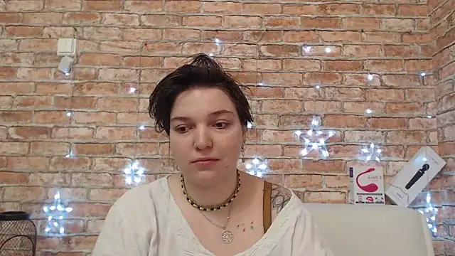 Snapshot of Amelia_Kiss_ chatting on January 15, 2026, 12:37 am Amelia Kiss online show from January 15, 2026, 12:37 am