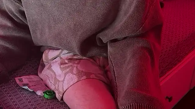 CupidZass online show from November 12, 2025, 11:47 pm