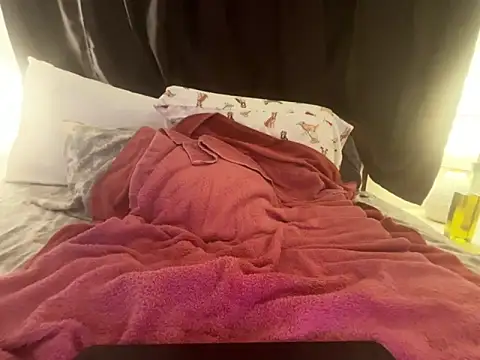 Snapshot of sclax38 chatting on March 15, 2026, 10:10 am sclax38 online show from March 15, 2026, 10:10 am