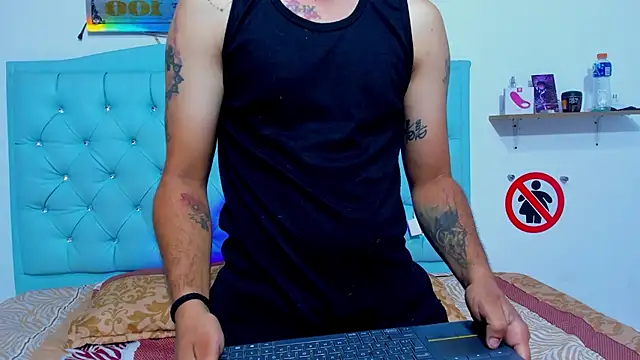Bad Couple 1 online show from October 16, 2025, 10:16 am