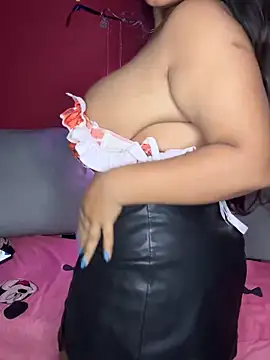 Snapshot of Playful__Princess chatting on February 2, 2025, 1:30 pm Playful Princess online show from February 2, 2025, 1:30 pm