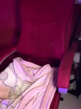 Snapshot of Playful__Princess chatting on November 28, 2025, 1:41 am Playful Princess online show from November 28, 2025, 1:41 am